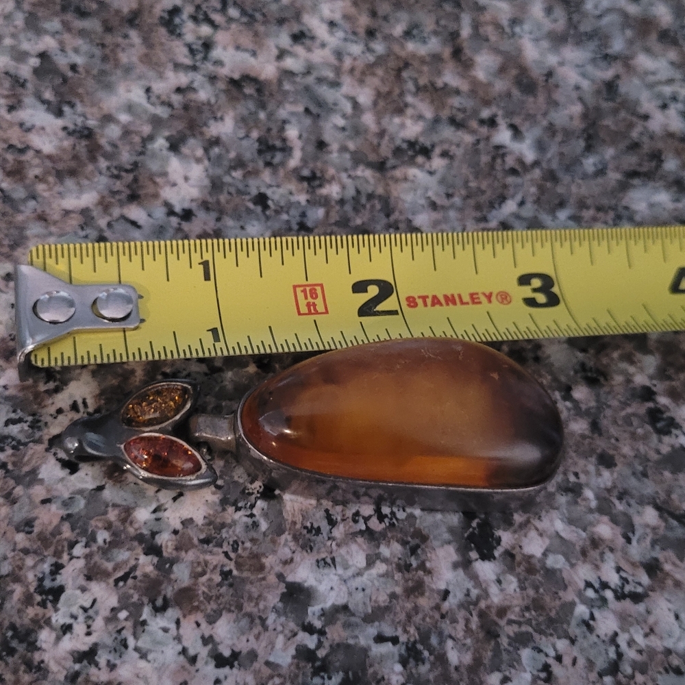 Vintage sterling silver Amber Pendant - Picture 6 of 6